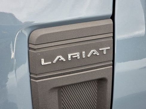Used 2022 Ford Maverick Lariat w/ Lariat Luxury Package image 4