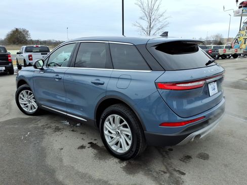 Used 2024 Lincoln Corsair AWD image 5