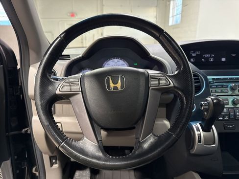 Used 2010 Honda Pilot EX-L image 10