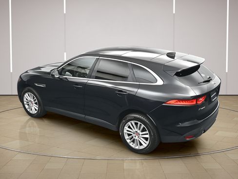 Used 2020 Jaguar F-PACE Prestige AWD/4WD image 35