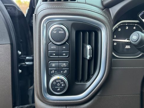 Used 2021 GMC Sierra 2500 Denali image 18