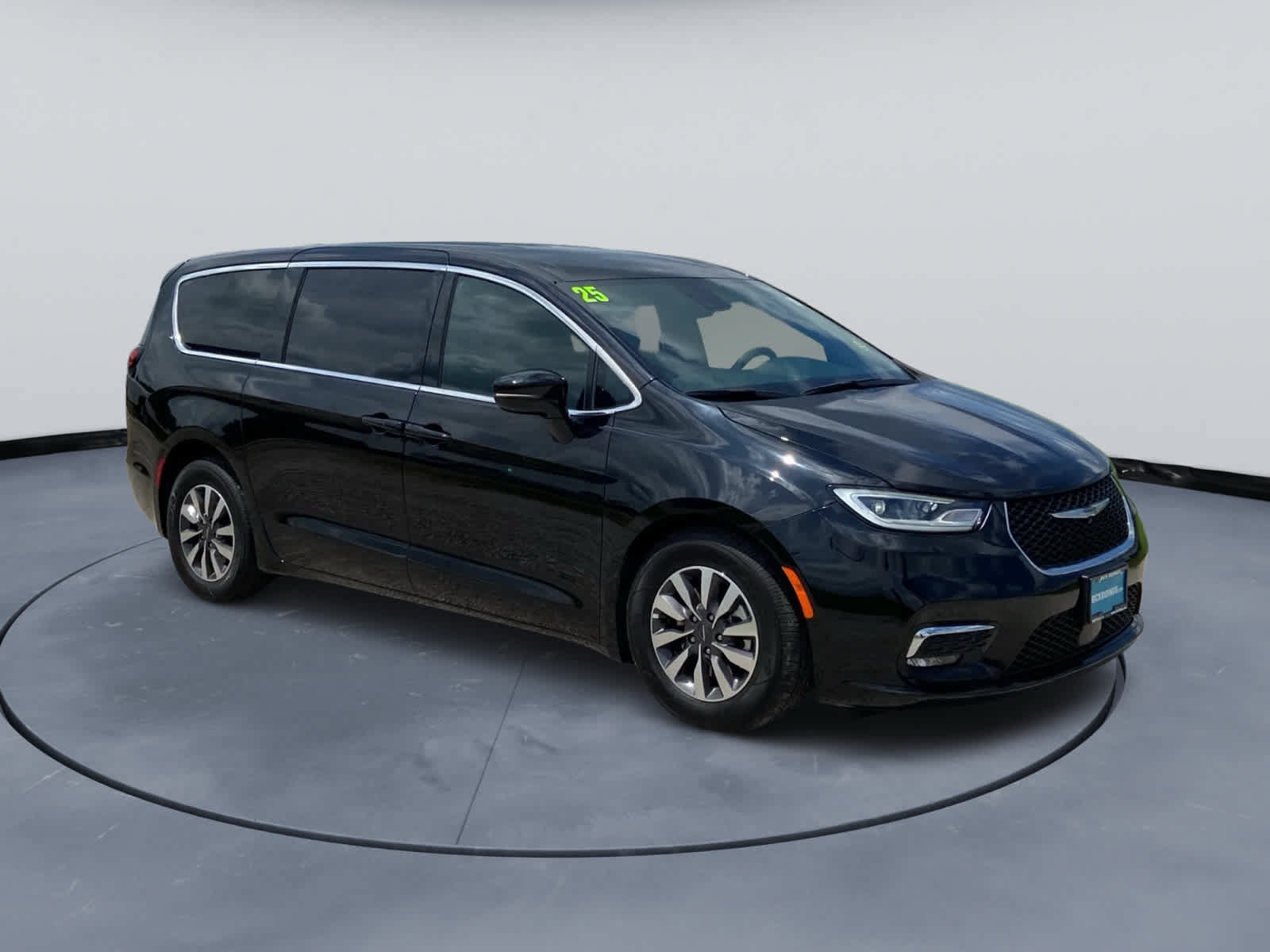 Used 2025 Chrysler Pacifica Select FWD image 11