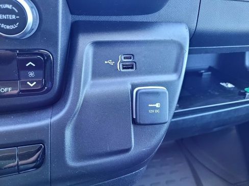 Used 2023 RAM ProMaster 2500 FWD image 16