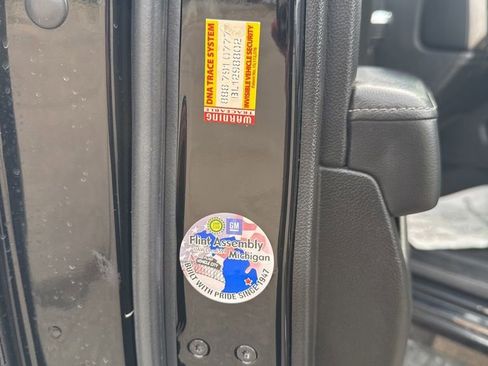 Used 2019 Chevrolet Silverado 2500 High Country w/ Duramax Plus Package image 14