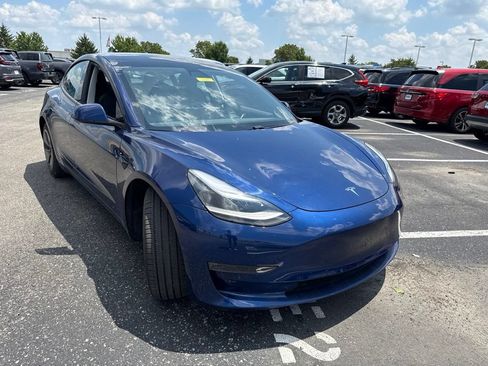 Used 2021 Tesla Model 3 Long Range AWD/4WD image 11