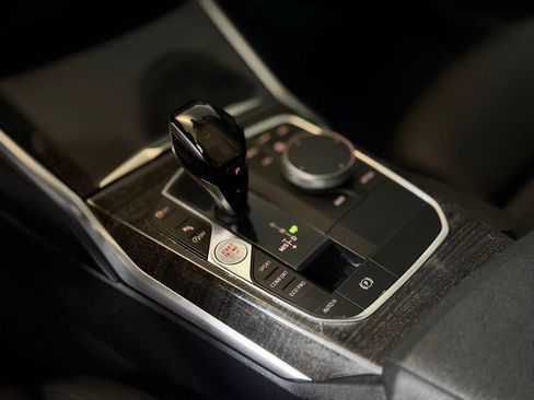 Used 2020 BMW 330i xDrive Sedan w/ Convenience Package image 18