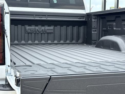 New 2026 GMC Sierra 2500 Denali Ultimate AWD/4WD image 10