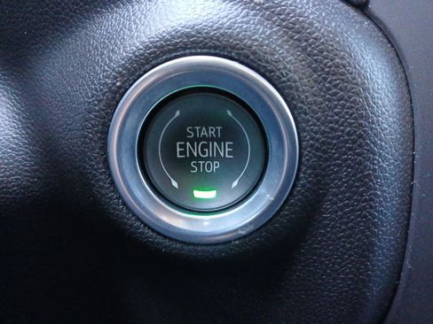 Certified 2025 Chevrolet Silverado 2500 Custom w/ Custom Value Package image 16