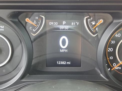 Used 2024 Jeep Wrangler Unlimited Sport AWD/4WD image 22