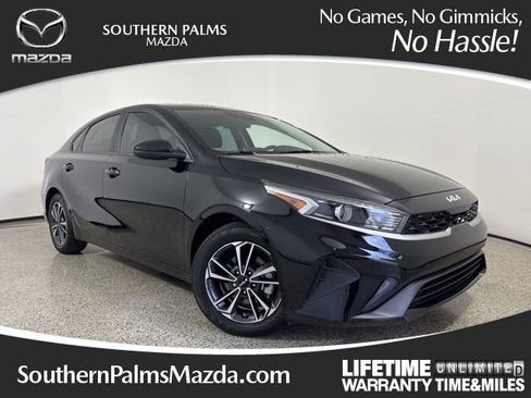 Used 2024 Kia Forte LXS image 1