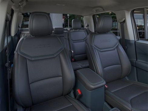 New 2026 Ford Maverick Lobo image 10