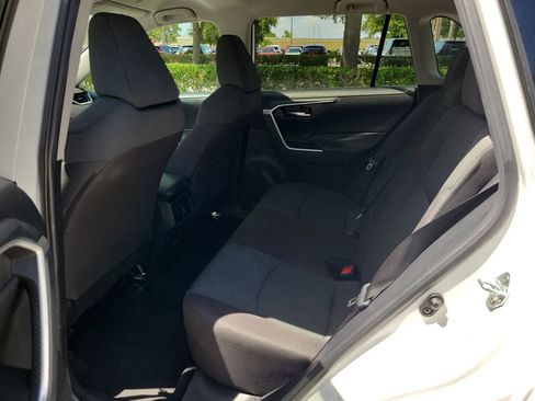 Used 2024 Toyota RAV4 XLE FWD image 10