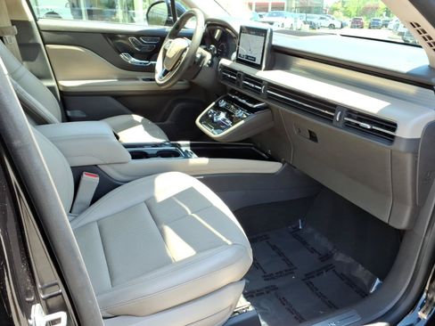 Certified 2022 Lincoln Corsair AWD w/ Premium Package image 29