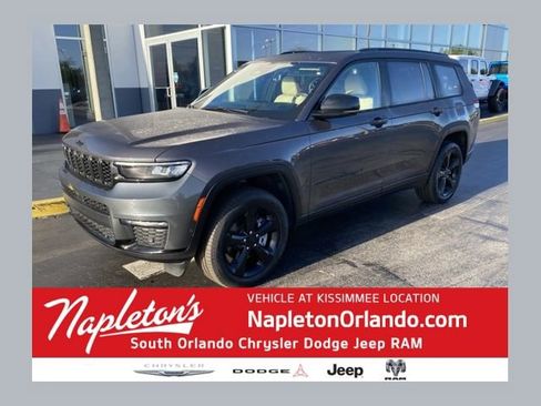 Used 2025 Jeep Grand Cherokee L Limited w/ Luxury Tech Group II AWD/4WD image 1