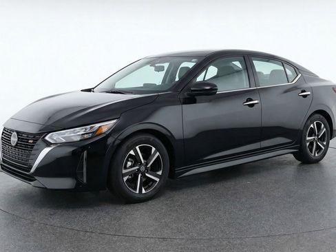 Used 2025 Nissan Sentra SV image 2