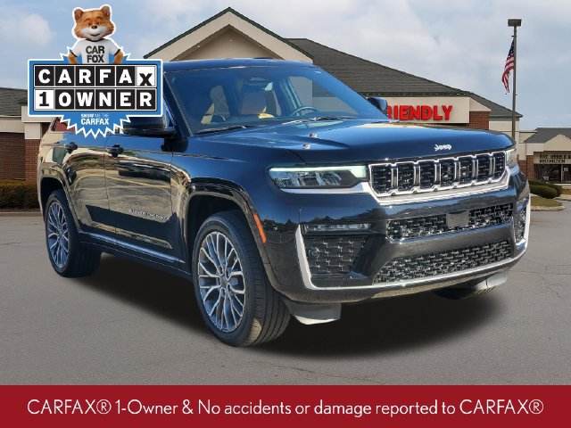 Used 2026 Jeep Grand Cherokee Summit AWD/4WD image 2