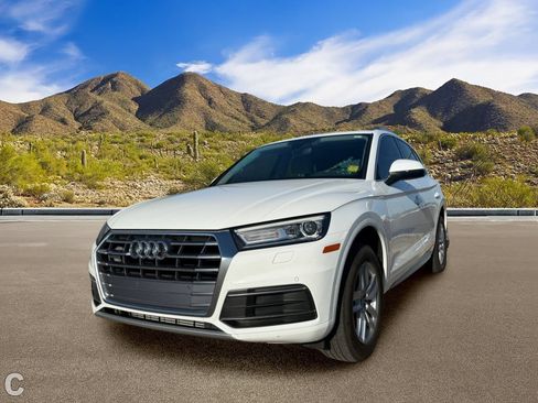 Used 2020 Audi Q5 2.0T Premium w/ Convenience Package AWD/4WD image 2