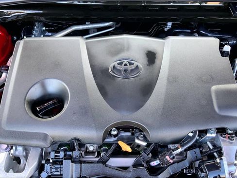 Used 2023 Toyota Camry LE image 31