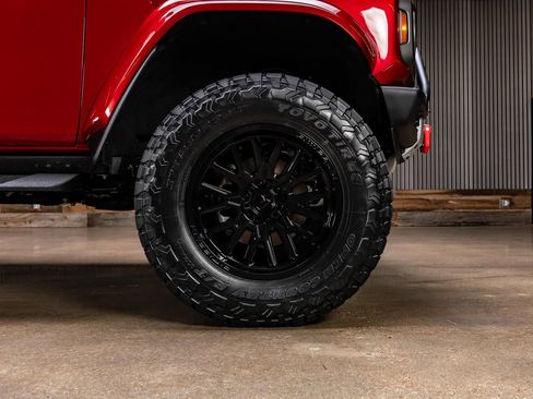 Used 2025 Ford Bronco Raptor AWD/4WD image 4