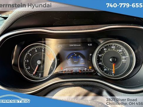 Used 2019 Jeep Cherokee Trailhawk AWD/4WD image 17