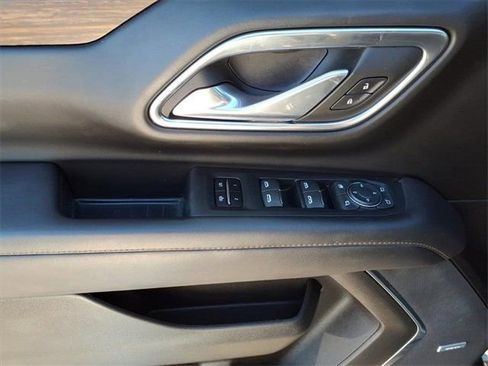 Certified 2023 Chevrolet Suburban High Country w/ Advanced Technology Package image 13