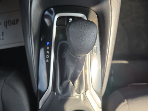 Used 2026 Toyota Corolla LE FWD image 34