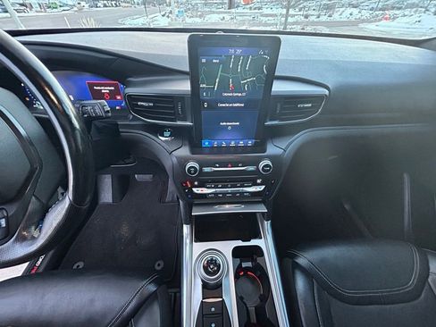 Used 2020 Ford Explorer ST w/ ST Street Pack image 17