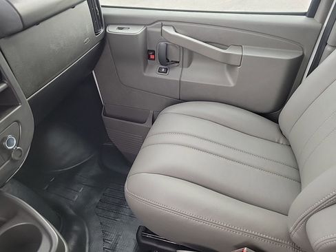 New 2025 GMC Savana 2500 w/ Driver Convenience Package RWD image 15