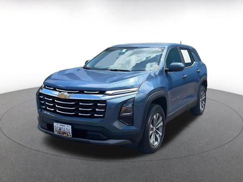 Used 2025 Chevrolet Equinox LT FWD image 7