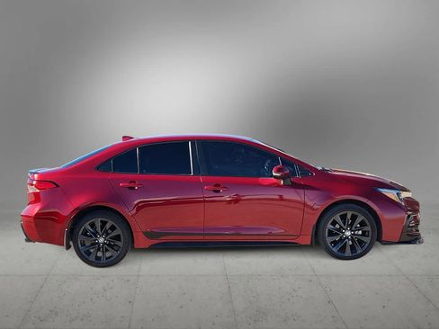 Used 2024 Toyota Corolla SE image 9