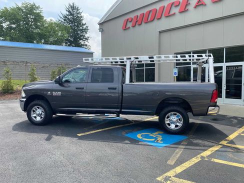 Used 2018 RAM 3500 Tradesman w/ Chrome Appearance Group AWD/4WD image 13