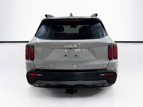 Used 2023 Kia Sorento X-Line EX image 6