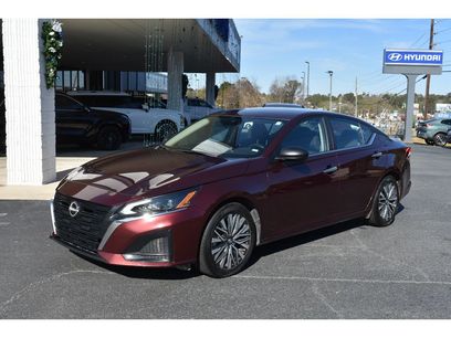 Used 2024 Nissan Altima 2.5 SV