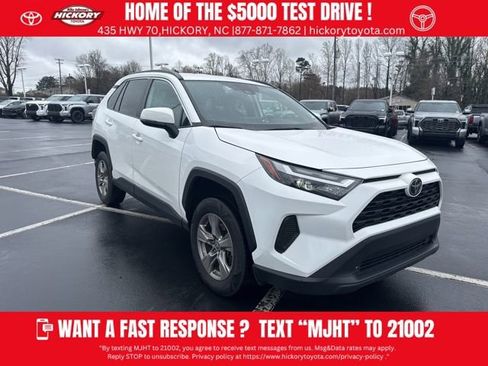 Used 2024 Toyota RAV4 XLE image 1