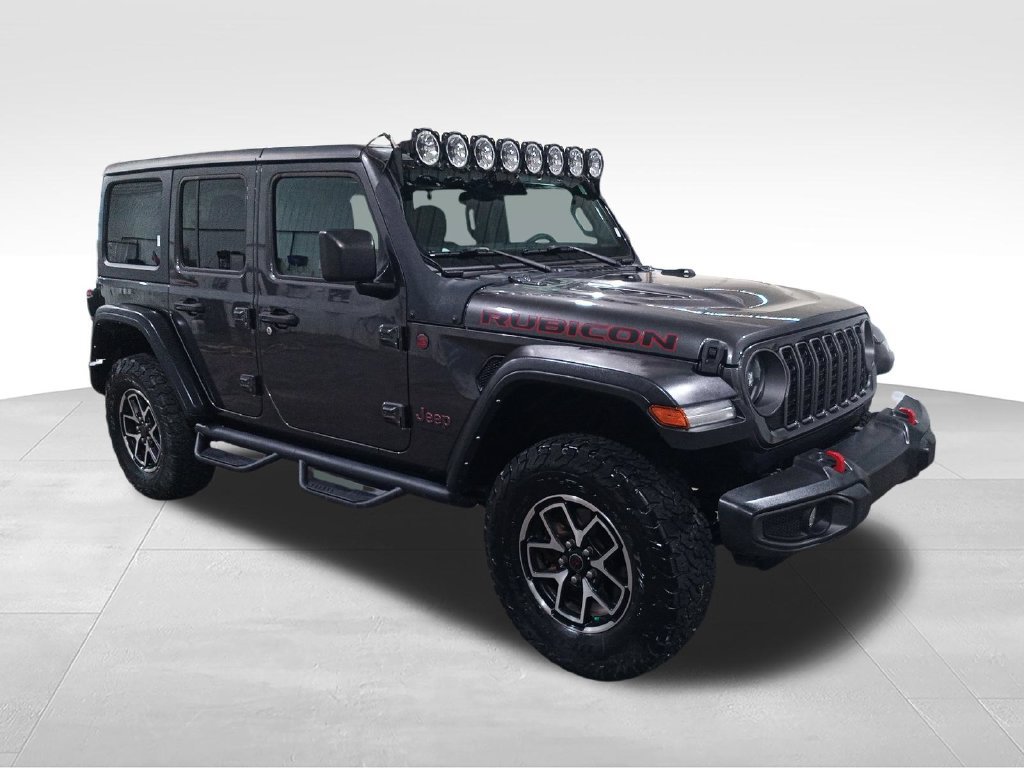 Used 2024 Jeep Wrangler Unlimited Rubicon AWD/4WD image 9