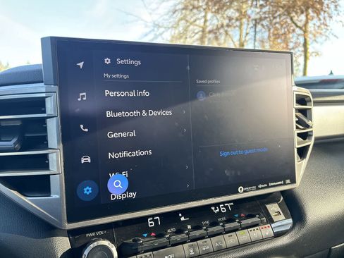 Used 2022 Toyota Tundra Limited image 23