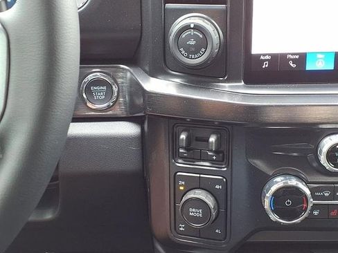 New 2026 Ford F250 Lariat w/ Black Appearance Package AWD/4WD image 46