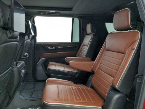 Used 2023 GMC Yukon XL Denali Ultimate AWD/4WD image 26