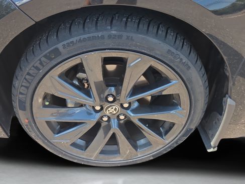 Used 2025 Toyota Corolla LE FWD image 27