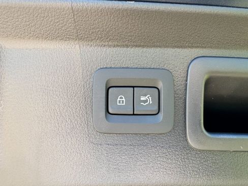 Certified 2025 MAZDA CX-50 2.5 Hybrid w/ Weather Package image 23