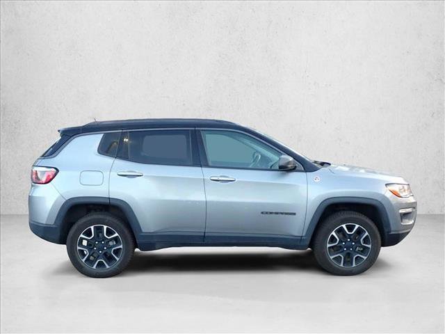 Used 2020 Jeep Compass Trailhawk AWD/4WD image 4