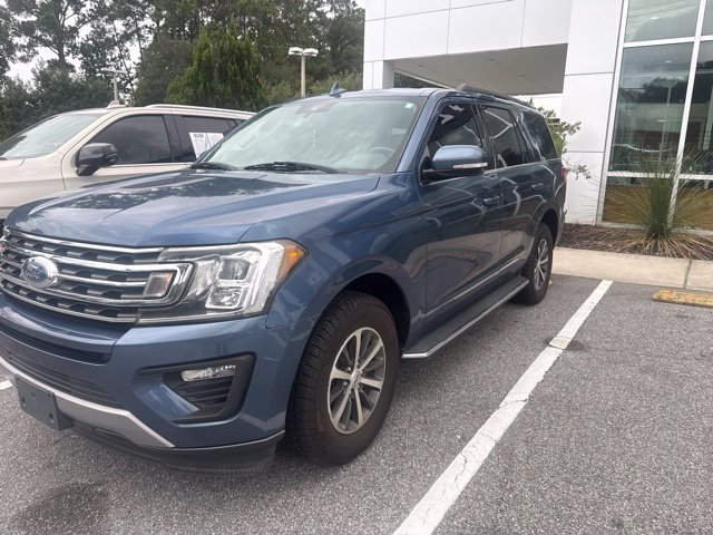 Used 2020 Ford Expedition XLT w/ Equipment Group 202A RWD image 2