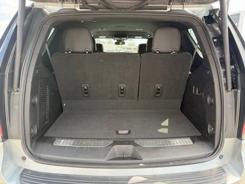Used 2023 Chevrolet Tahoe Premier AWD/4WD image 10