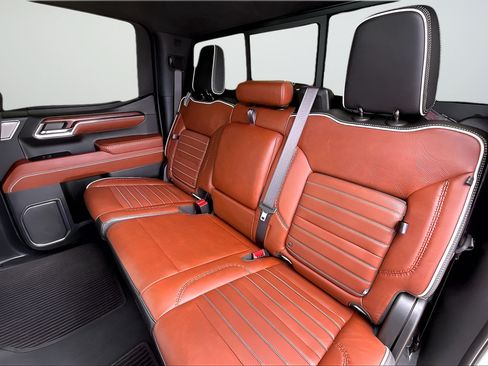 Used 2024 GMC Sierra 1500 Denali Ultimate AWD/4WD image 19