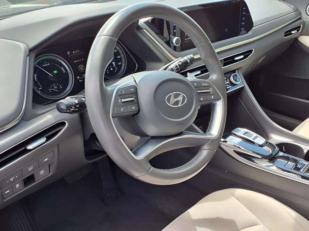 Used 2023 Hyundai Sonata SEL w/ Cargo Package FWD image 15