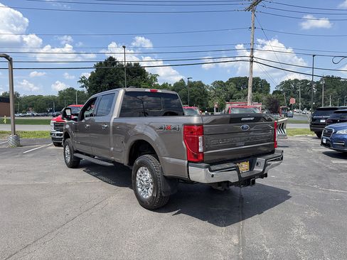 Certified 2022 Ford F350 Lariat w/ Chrome Package AWD/4WD image 4