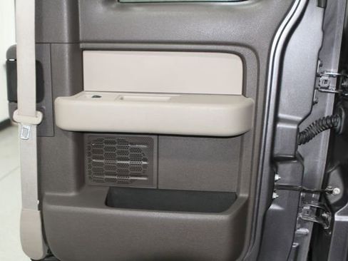 Used 2010 Ford F150 XLT image 24