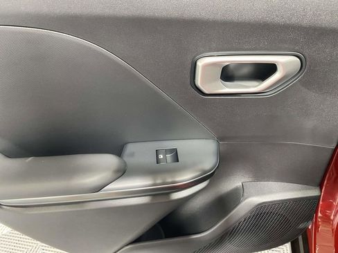 New 2026 Kia K4 LXS image 14