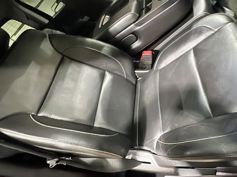 Used 2019 Chevrolet Silverado 2500 LT w/ LT Convenience Package image 20