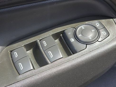 Used 2024 Chevrolet Equinox LT w/ LPO, Floor Liner Package AWD/4WD image 21